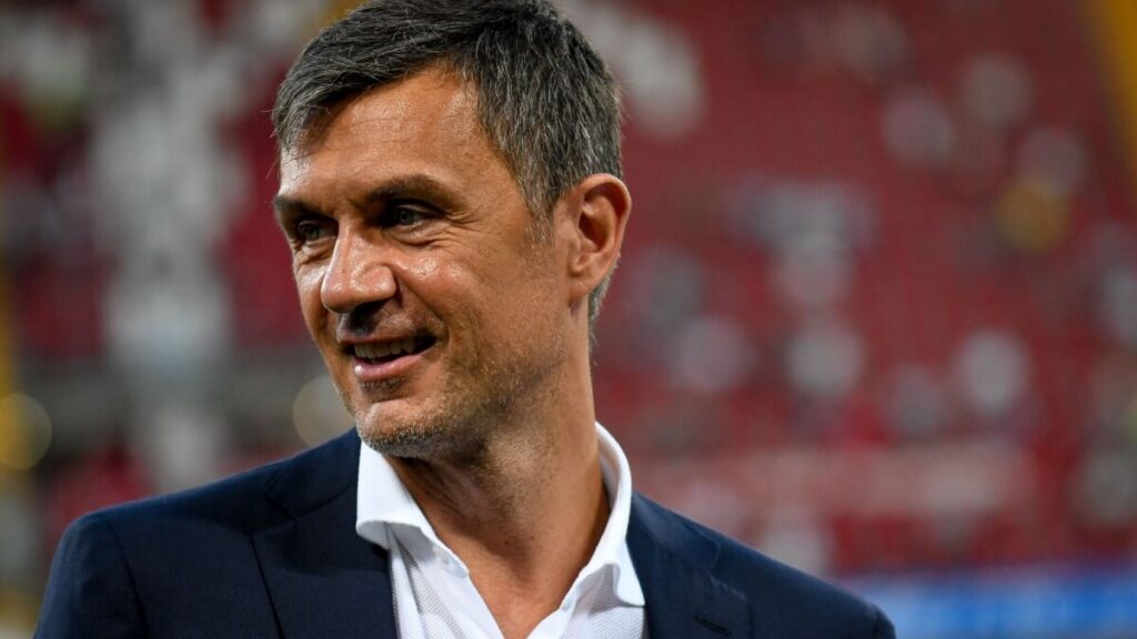Paolo Maldini, ex difensore del Milan e considerato tra i migliori al mondo in questo ruolo