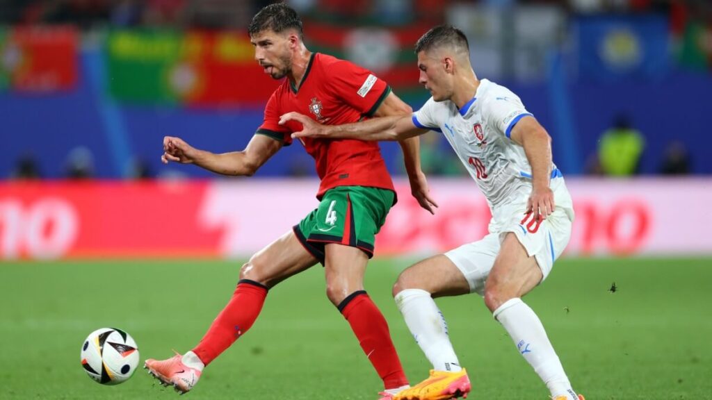 Rúben Dias, tra i migliori difensori giovani