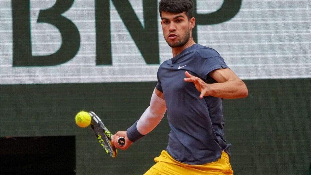 Carlos Alcaraz, tra i favoriti alla vittoria di Wimbledon 2025, potrebbe aggiudicarsi un montepremi di 3 milioni di sterline