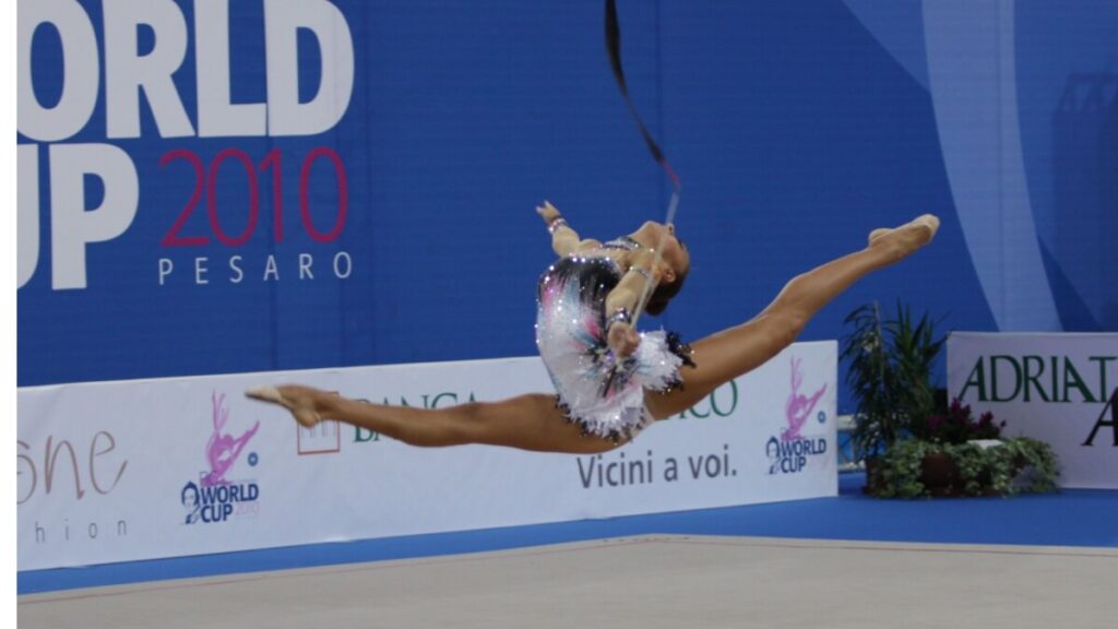 Evgenija Olegovna Kanaeva, la ginnasta ritmica più brava del mondo