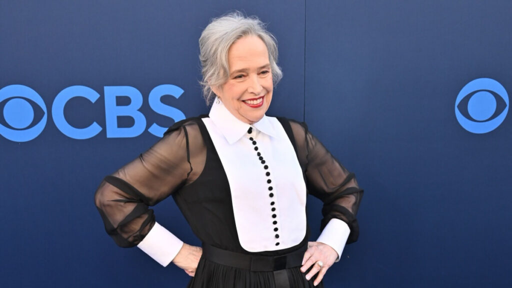 Kathy Bates, secondo i principali siti scommesse, è tra le favorite a vincere gli Emmy Awards